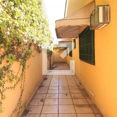 Casa à venda com 240m², 4 quartos e 4 vagasÁrea Externa