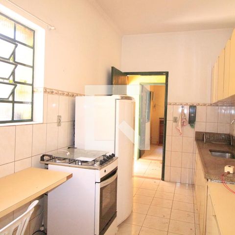 Casa à venda com 240m², 4 quartos e 4 vagasCozinha