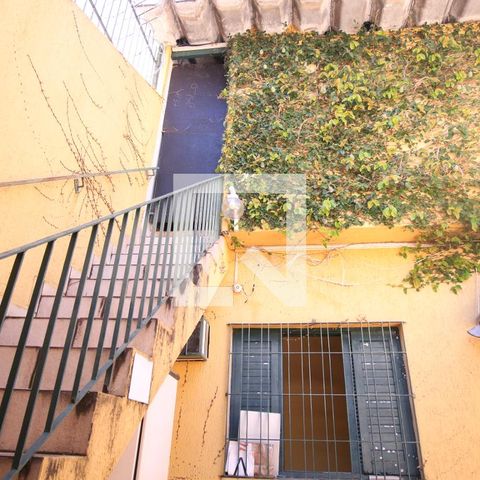 Casa à venda com 240m², 4 quartos e 4 vagasFachada