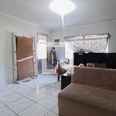 Casa à venda com 100m², 2 quartos e 5 vagasSala