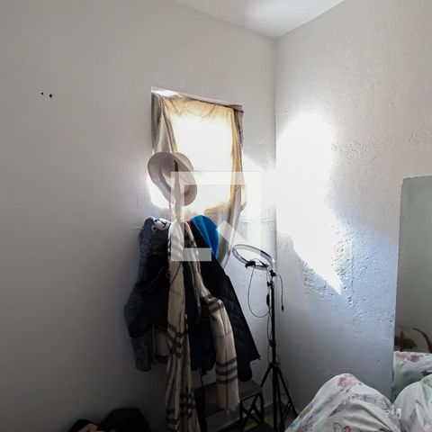 Casa à venda com 100m², 2 quartos e 5 vagasSuíte