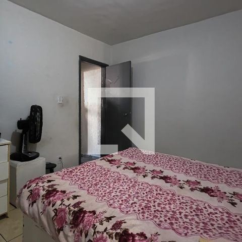 Casa à venda com 100m², 2 quartos e 5 vagasSuíte