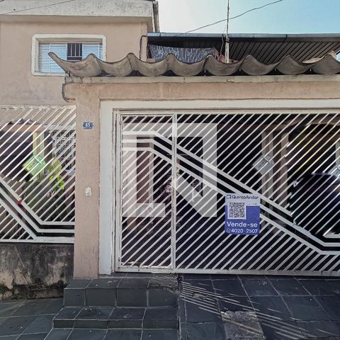 Casa à venda com 100m², 2 quartos e 5 vagasFachada da casa