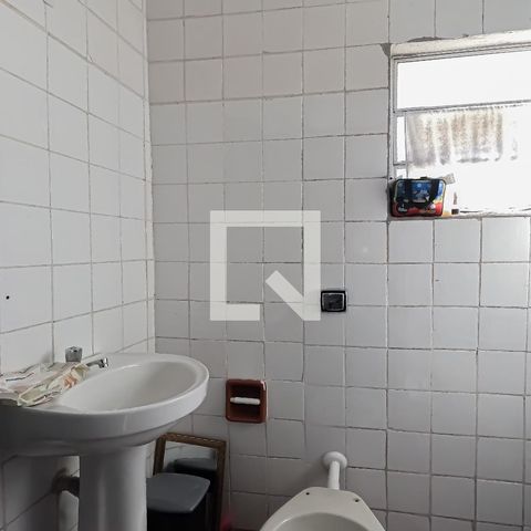 Casa à venda com 100m², 2 quartos e 5 vagasBanheiro da Suíte