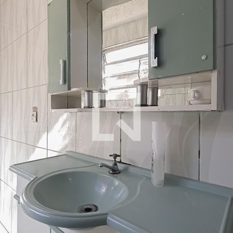 Casa à venda com 100m², 2 quartos e 5 vagasBanheiro