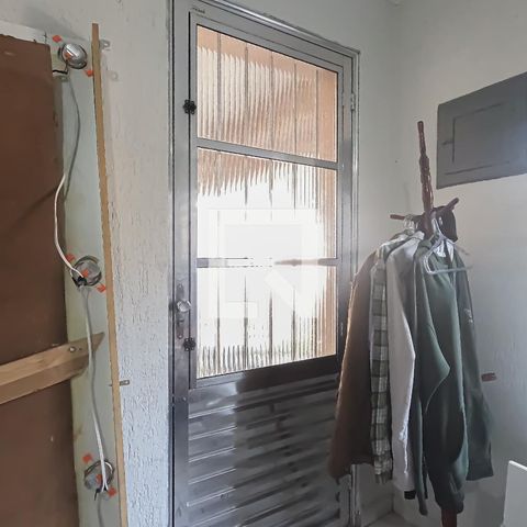 Casa à venda com 100m², 2 quartos e 5 vagasEntrada