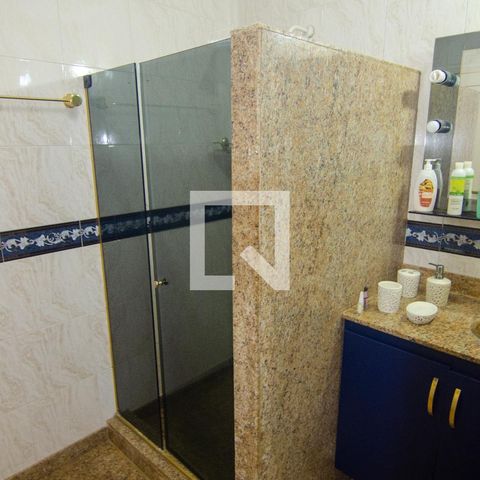 Apartamento à venda com 180m², 3 quartos e 1 vagaBanheiro do Quarto 2