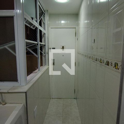 Apartamento à venda com 180m², 3 quartos e 1 vagaÁrea de Serviço