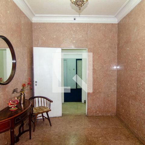 Apartamento à venda com 180m², 3 quartos e 1 vagaHall