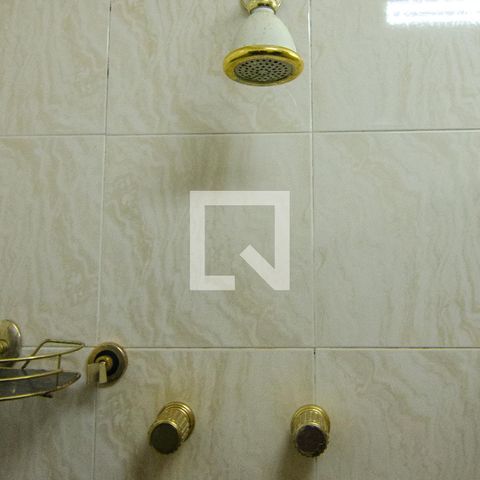 Apartamento à venda com 180m², 3 quartos e 1 vagaBanheiro do Quarto 2