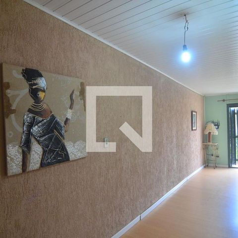 Casa à venda com 60m², 2 quartos e 2 vagasSala