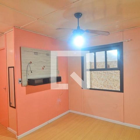 Casa à venda com 60m², 2 quartos e 2 vagasSuíte