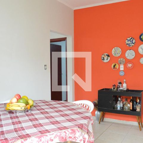 Casa à venda com 200m², 3 quartos e 2 vagasCopa