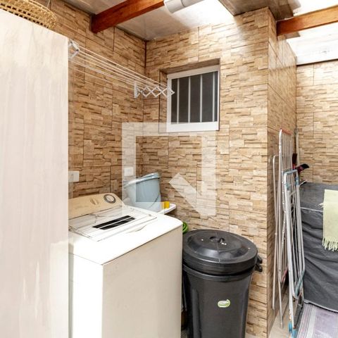 Casa à venda com 159m², 3 quartos e 2 vagasÁrea de Serviço