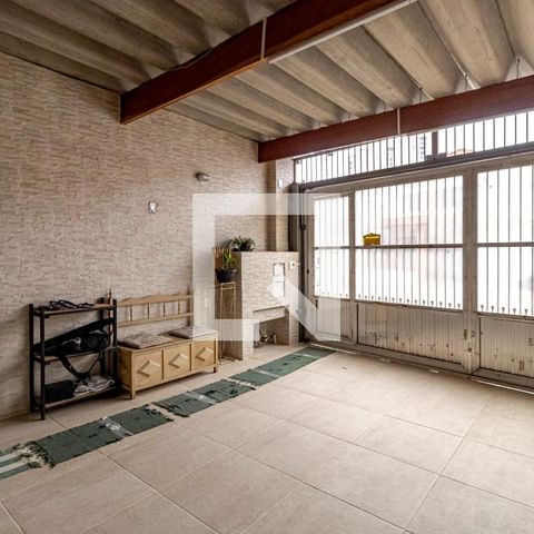 Casa à venda com 159m², 3 quartos e 2 vagasGaragem