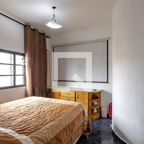 Casa à venda com 159m², 3 quartos e 2 vagasEdícula - Quarto 03 Suíte