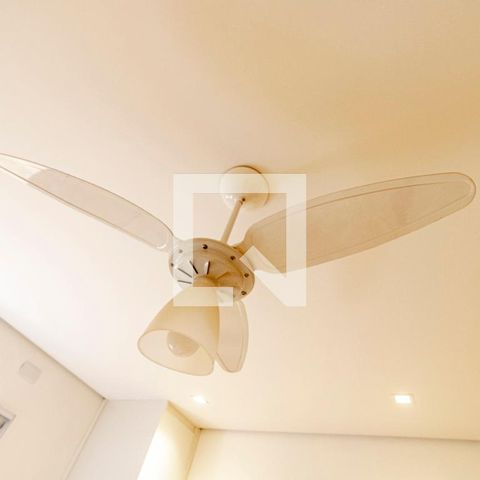 Casa à venda com 159m², 3 quartos e 2 vagasQuarto 02 Suíte - Ventilador