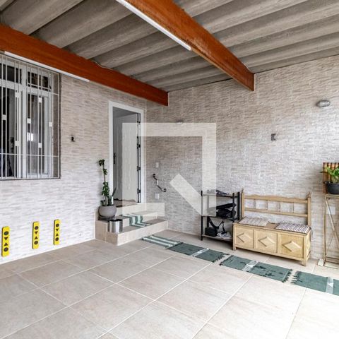 Casa à venda com 159m², 3 quartos e 2 vagasGaragem