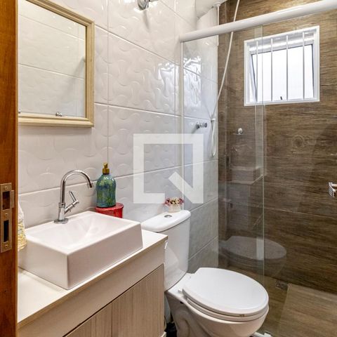 Casa à venda com 159m², 3 quartos e 2 vagasBanheiro 02