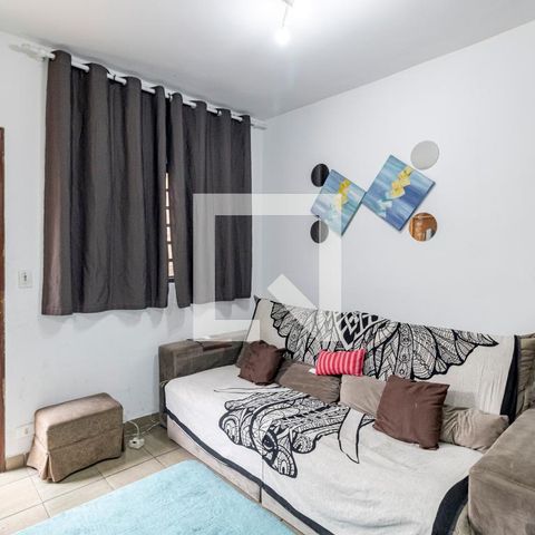 Casa à venda com 159m², 3 quartos e 2 vagasEdícula - Sala