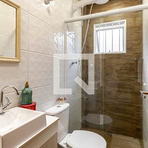 Casa à venda com 159m², 3 quartos e 2 vagasBanheiro 02