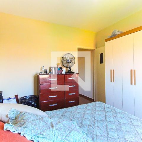 Casa à venda com 259m², 3 quartos e 2 vagasQuarto 2