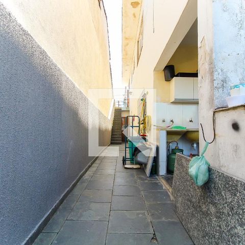 Casa à venda com 259m², 3 quartos e 2 vagas Casa à venda com 259m², 3 quartos e 2 vagasQuintal