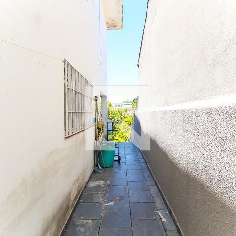 Casa à venda com 259m², 3 quartos e 2 vagas Casa à venda com 259m², 3 quartos e 2 vagasQuintal