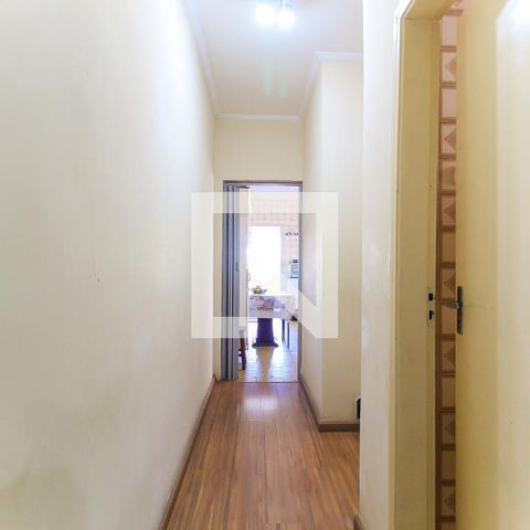 Casa à venda com 259m², 3 quartos e 2 vagasCorredor