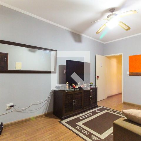 Casa à venda com 259m², 3 quartos e 2 vagasSala