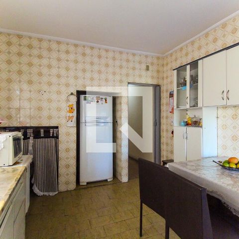 Casa à venda com 259m², 3 quartos e 2 vagasCozinha