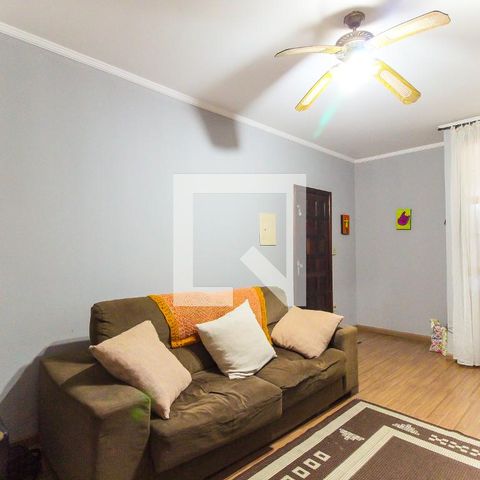 Casa à venda com 259m², 3 quartos e 2 vagasSala