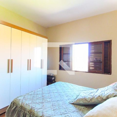 Casa à venda com 259m², 3 quartos e 2 vagasQuarto 2
