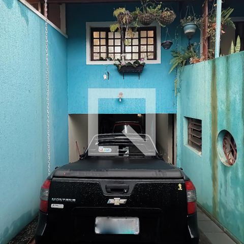 Casa à venda com 190m², 3 quartos e 3 vagasGaragem