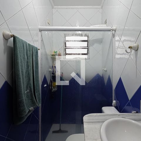 Casa à venda com 190m², 3 quartos e 3 vagasBanheiro da Suíte