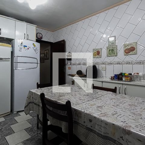 Casa à venda com 190m², 3 quartos e 3 vagasCozinha