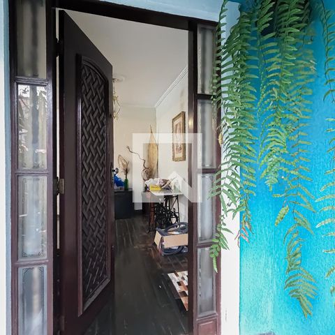 Casa à venda com 190m², 3 quartos e 3 vagasEntrada