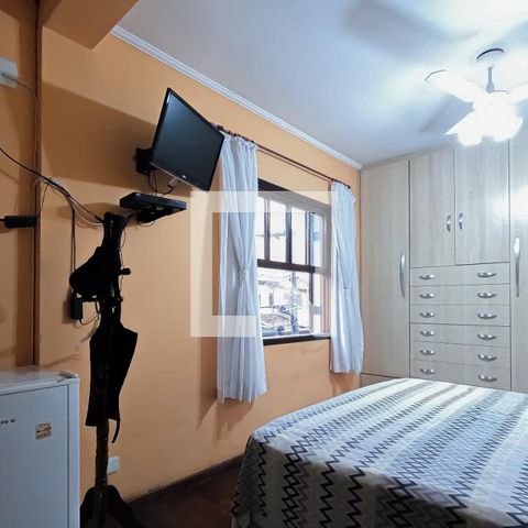Casa à venda com 190m², 3 quartos e 3 vagasSuíte
