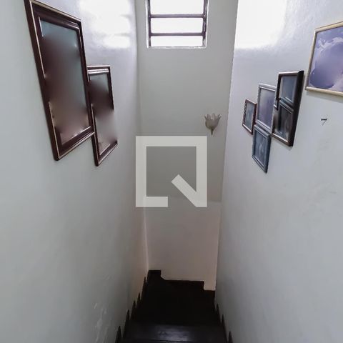 Casa à venda com 190m², 3 quartos e 3 vagasCorredor