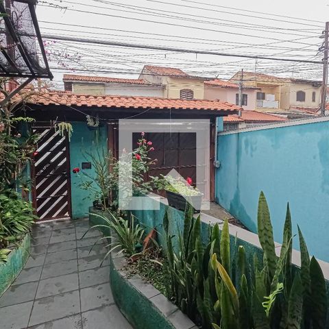 Casa à venda com 190m², 3 quartos e 3 vagasEntrada