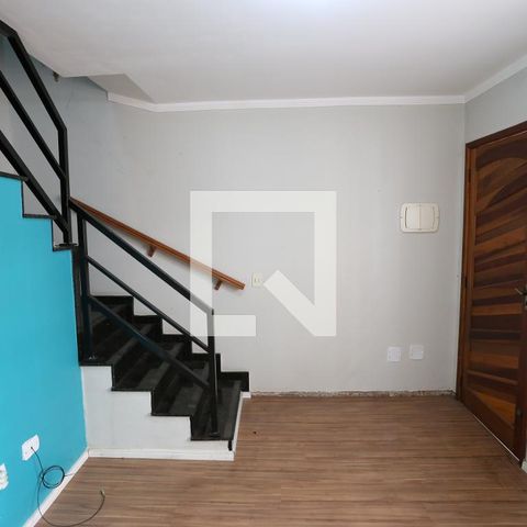 Casa de condomínio à venda com 51m², 2 quartos e 1 vagaSala