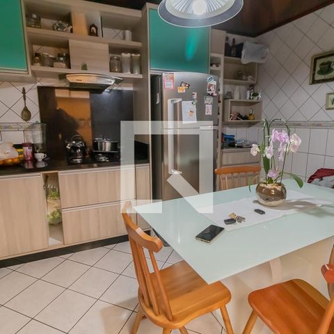 Casa à venda com 190m², 3 quartos e 3 vagasCozinha