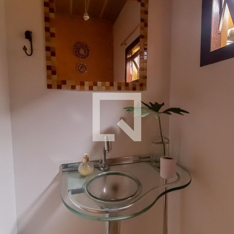 Casa à venda com 190m², 3 quartos e 3 vagasLavabo