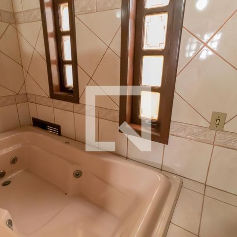 Casa à venda com 190m², 3 quartos e 3 vagasSuite do quarto 3
