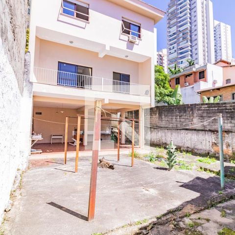 Casa à venda com 220m², 3 quartos e 3 vagasÁrea Externa