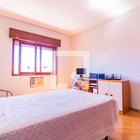 Casa à venda com 220m², 3 quartos e 3 vagasSuite 2