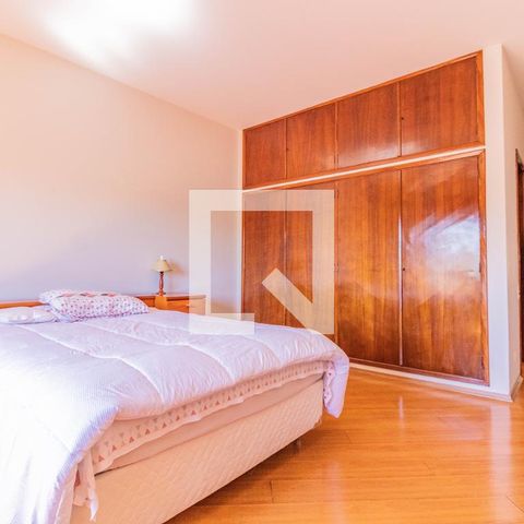 Casa à venda com 220m², 3 quartos e 3 vagasSuite 1