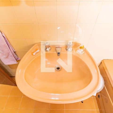 Casa à venda com 220m², 3 quartos e 3 vagasBanheiro da Suíte 1