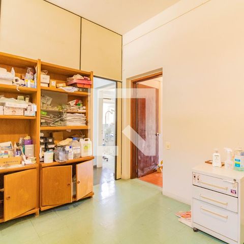 Casa à venda com 220m², 3 quartos e 3 vagasSala 5