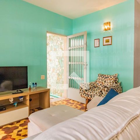 Casa à venda com 220m², 3 quartos e 3 vagasSala 1
